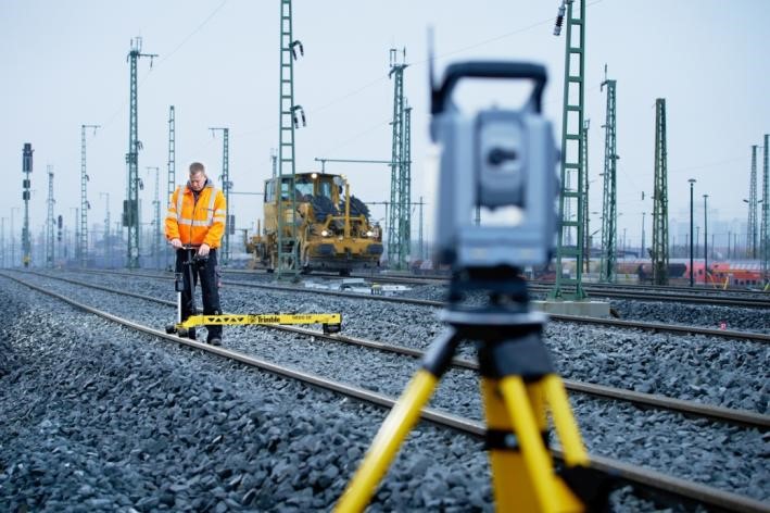 Geodetical measuring with the Trimble GEDO CE 2.0